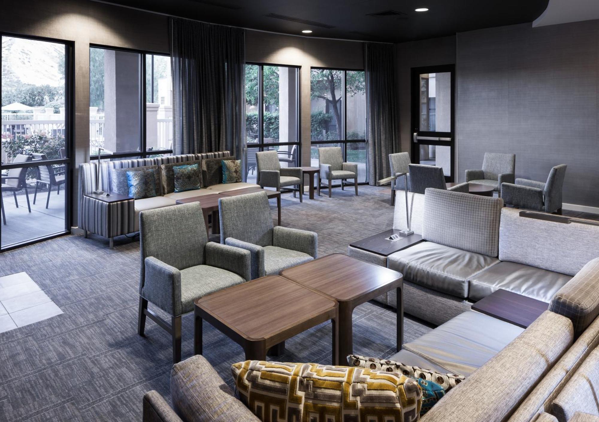 Courtyard By Marriott Santa Clarita Valencia Hotel Bagian luar foto