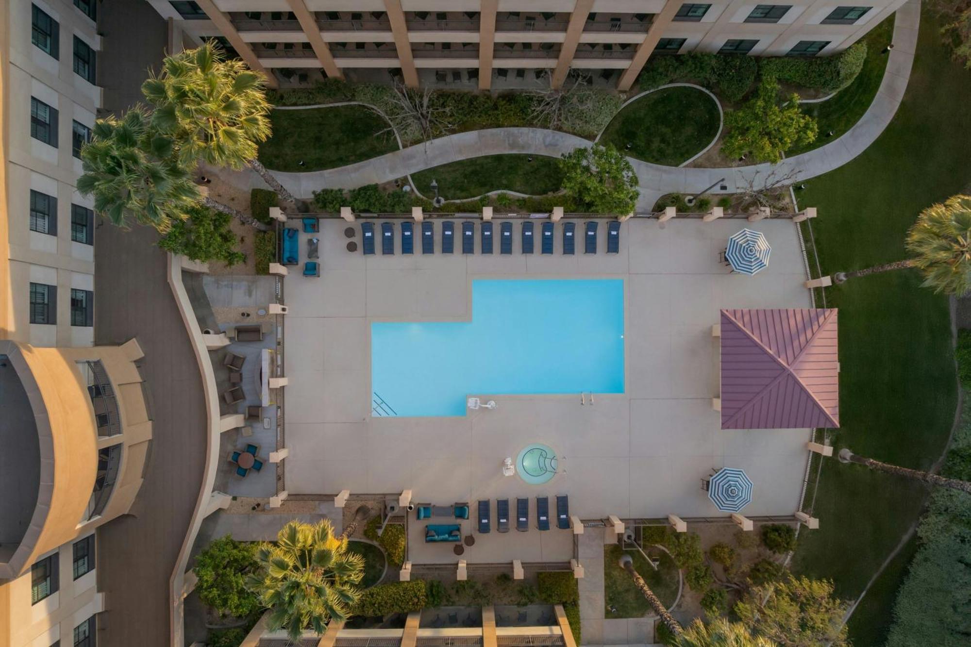 Courtyard By Marriott Santa Clarita Valencia Hotel Bagian luar foto