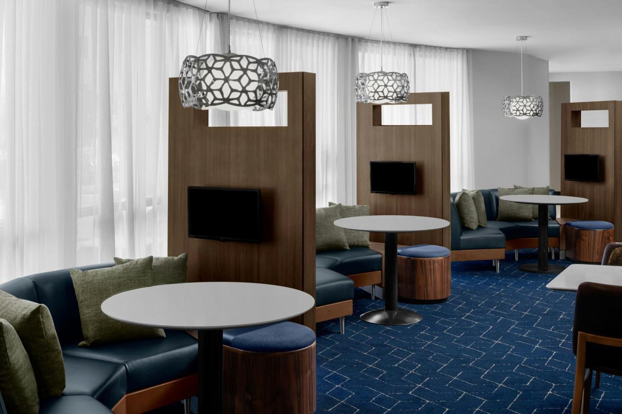 Courtyard By Marriott Santa Clarita Valencia Hotel Bagian luar foto
