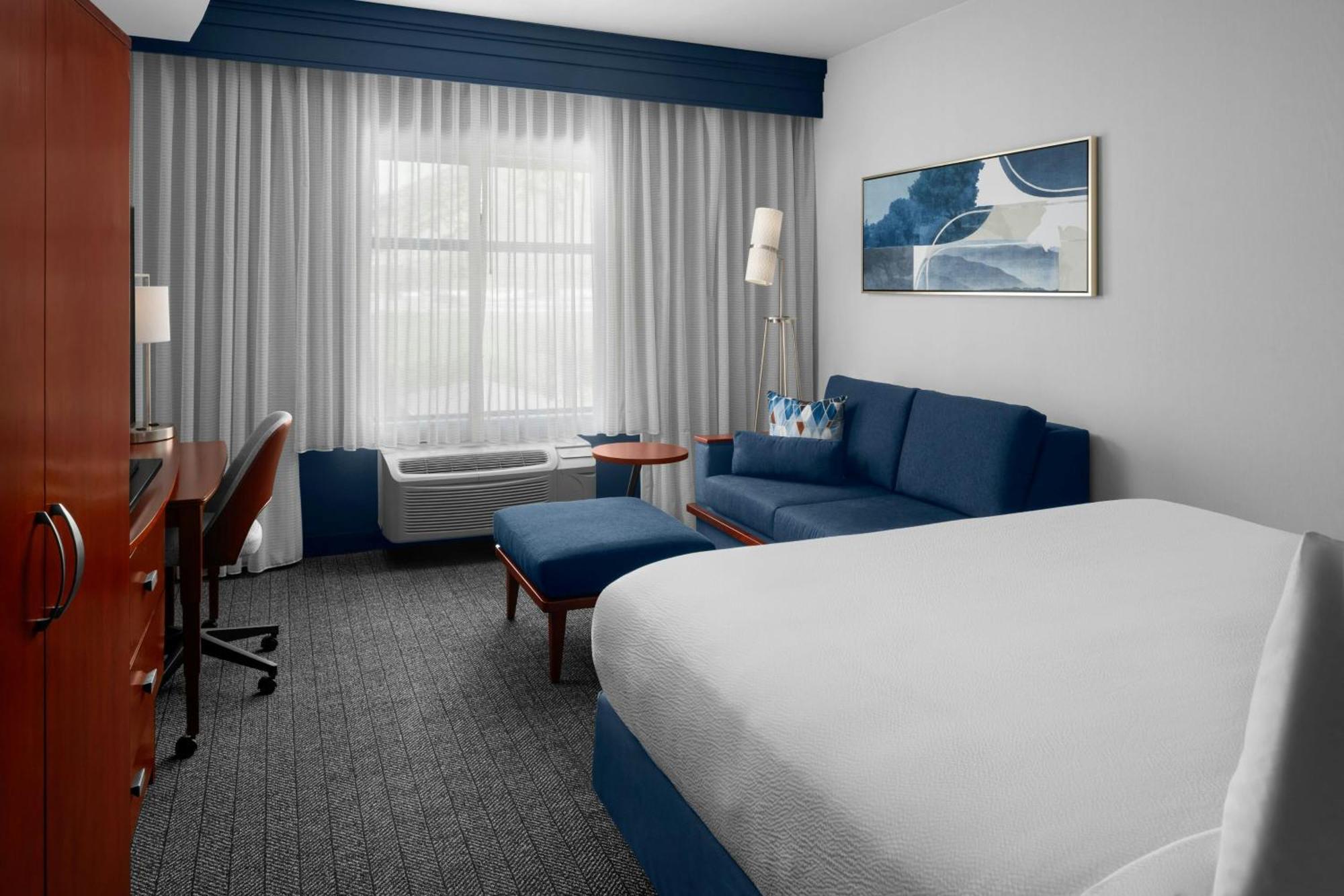 Courtyard By Marriott Santa Clarita Valencia Hotel Bagian luar foto
